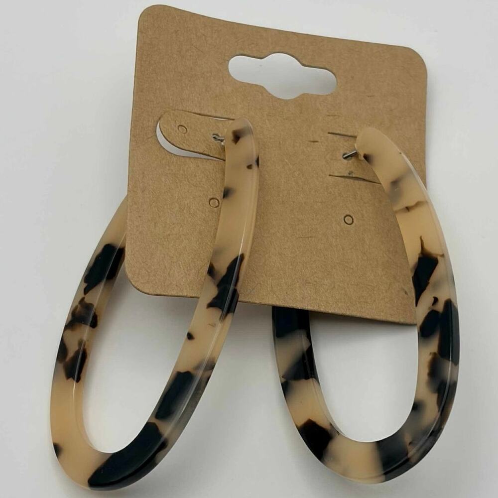 Brown & Cream Oval Earrings
